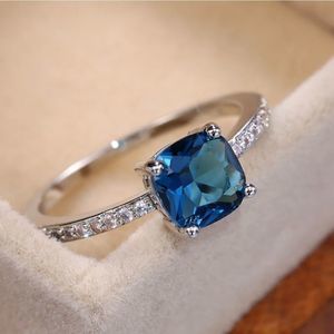 Women's 1 CT Square Blue Sapphire Diamond Band Engagement Wedding Ring